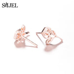 Petites Boucles d'Oreille Rose la Belle et la Bête